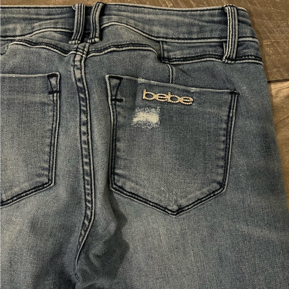 Bebe - Picture 3 of 4